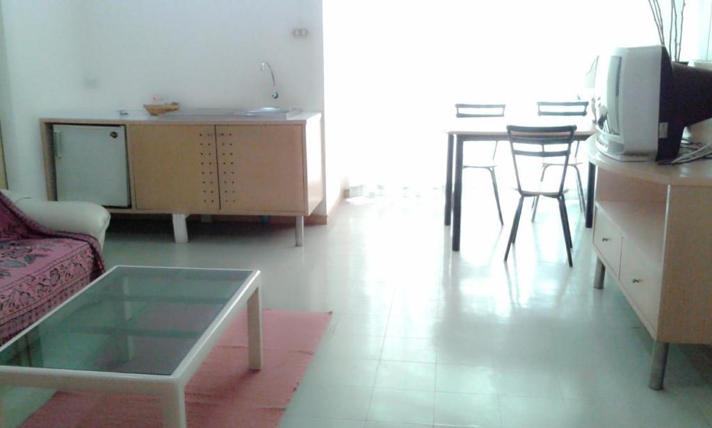M In Korat Service Apartment Nakhonratchasima Kamer foto