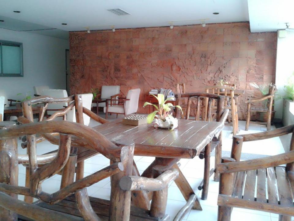 M In Korat Service Apartment Nakhonratchasima Buitenkant foto